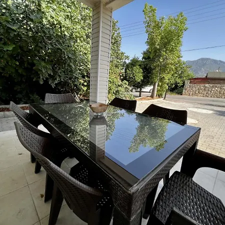 Holiday home Flat W Garden 5 Min To Coast In Kyrenia *
